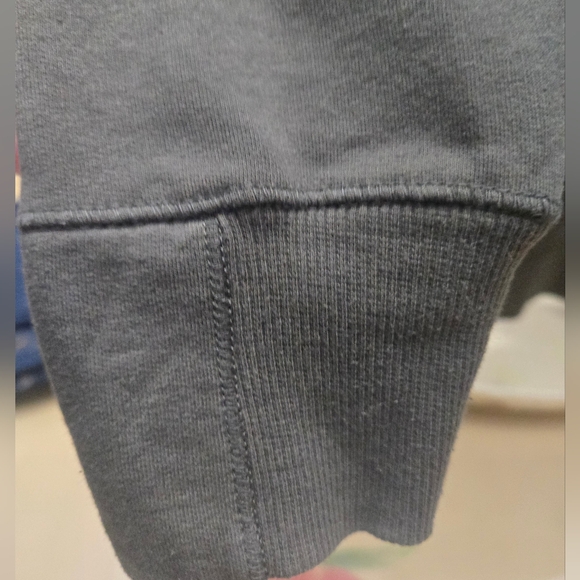 Fox Black Zip-Up Hoodie with Subtle Crest Women's Size Large - Picture 5 of 6